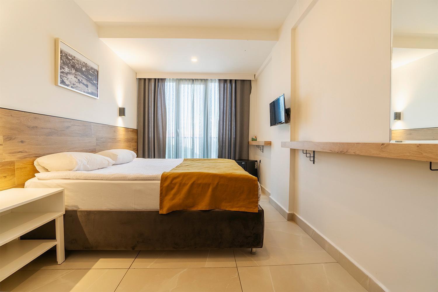 Tut Hotel Antalya Exterior photo